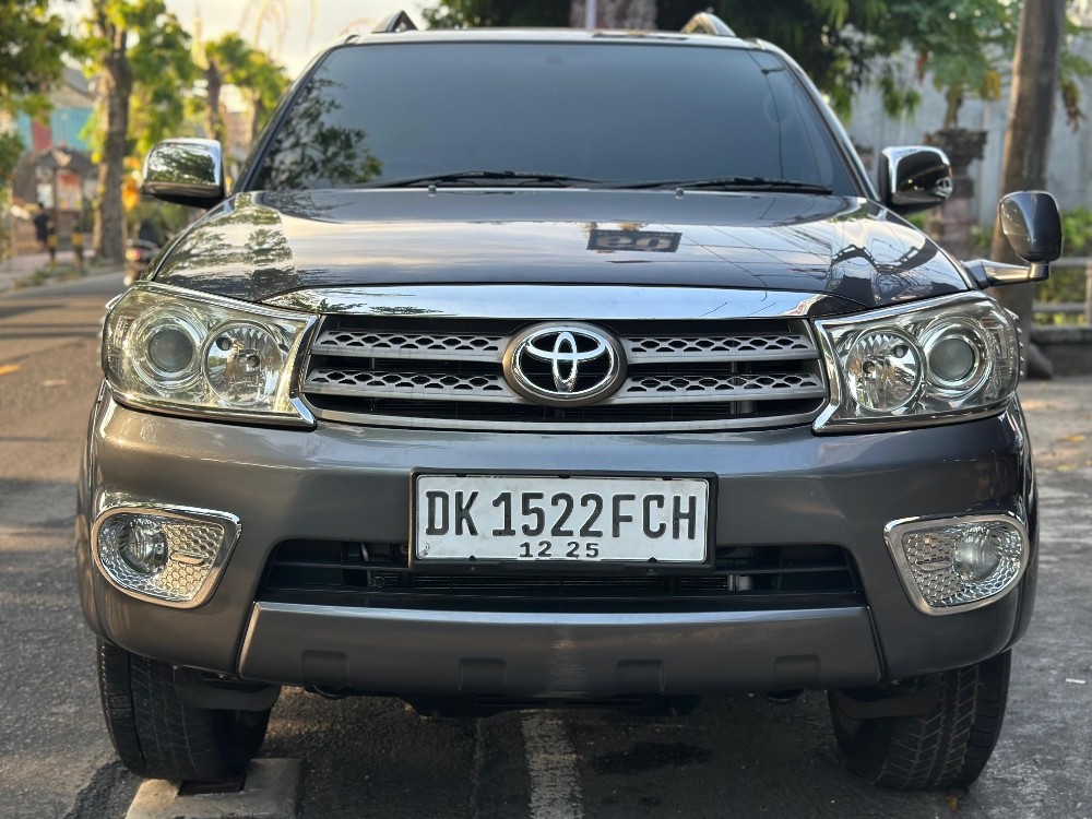 2010 Toyota Fortuner