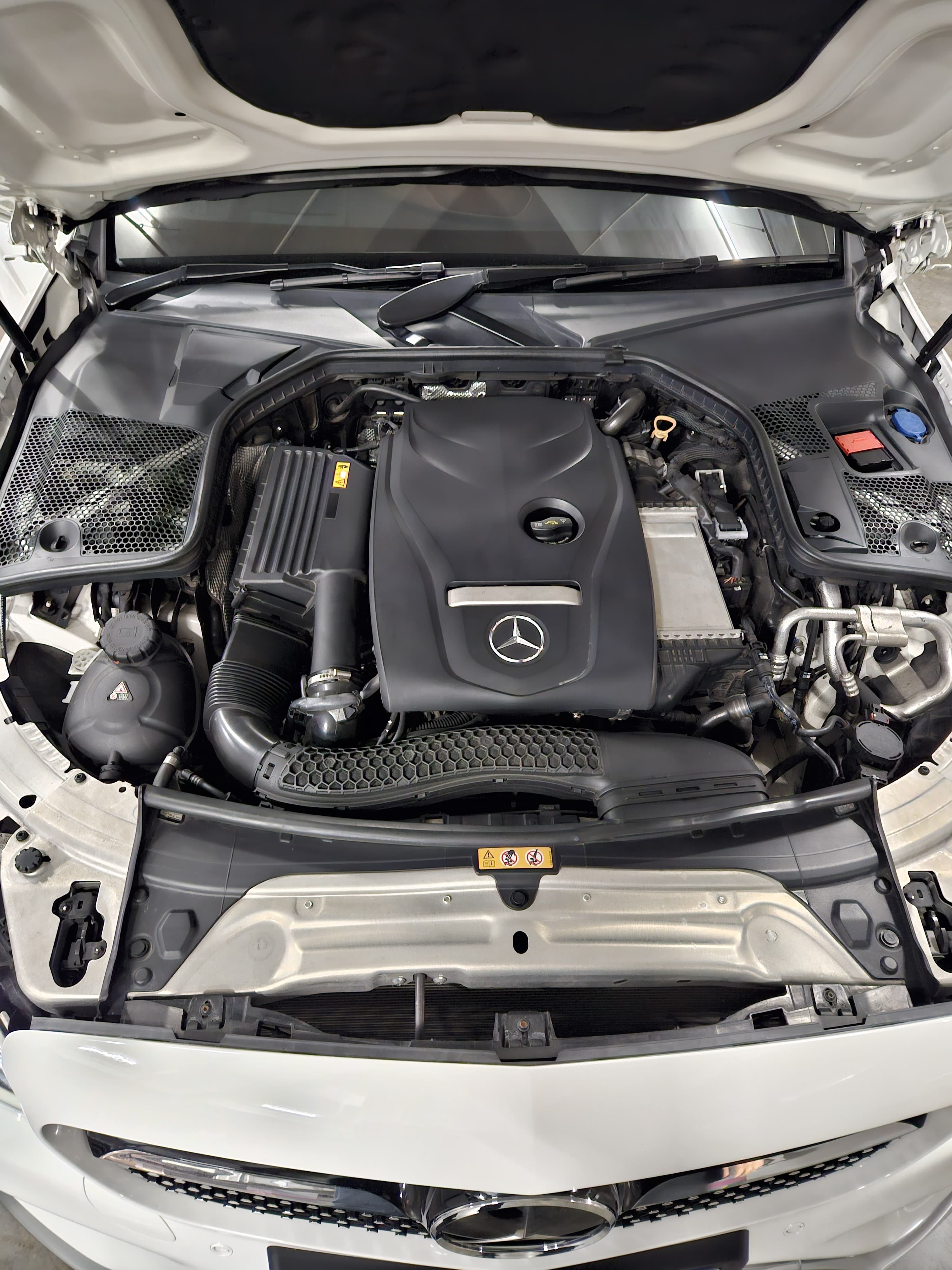 2018 Mercedes Benz C-Class Sedan 2018 Mercedes Benz C-Class Sedan