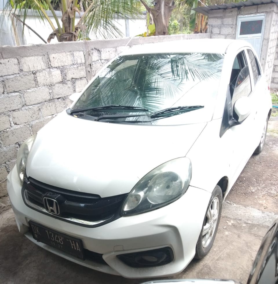 2017 Honda Brio  Satya E MT 2017 Honda Brio  Satya E MT