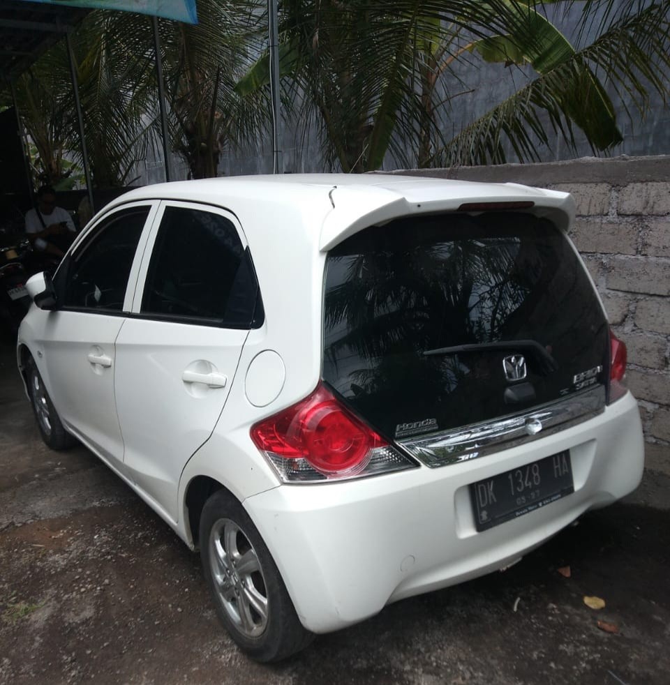 2017 Honda Brio  Satya E MT 2017 Honda Brio  Satya E MT