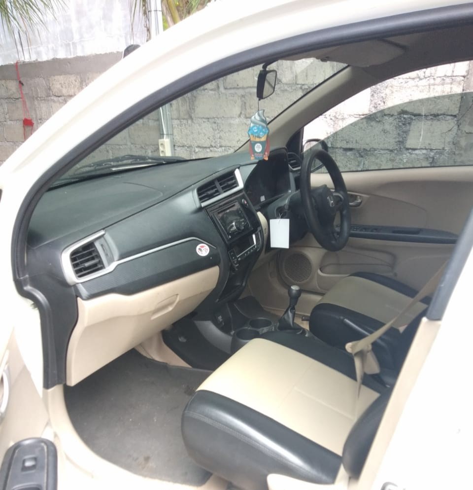 2017 Honda Brio  Satya E MT 2017 Honda Brio  Satya E MT