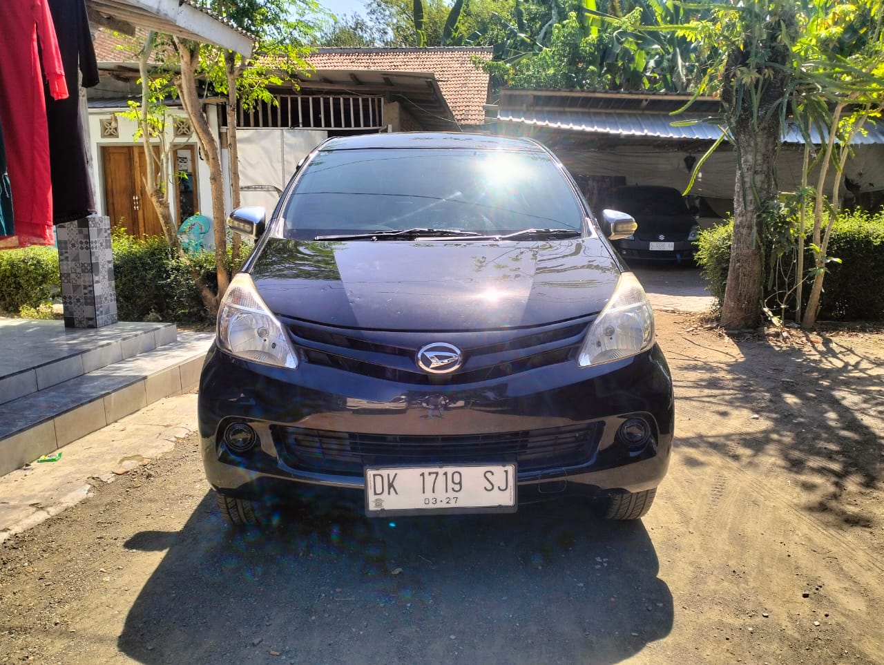 Second Hand 2015 Daihatsu Xenia  1.3 X MT Second Hand 2015 Daihatsu Xenia  1.3 X MT