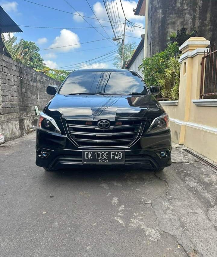 Second Hand 2015 Toyota Innova Second Hand 2015 Toyota Innova