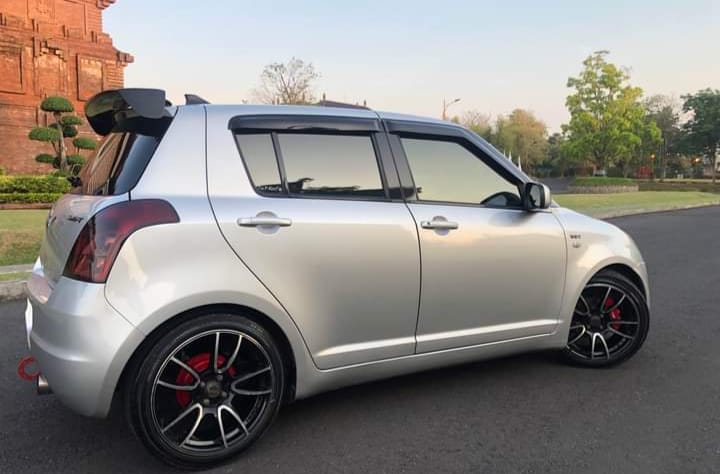 2008 Suzuki Swift 2008 Suzuki Swift