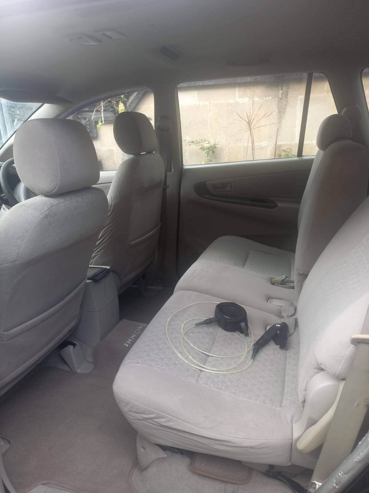 2010 Toyota Innova 2010 Toyota Innova