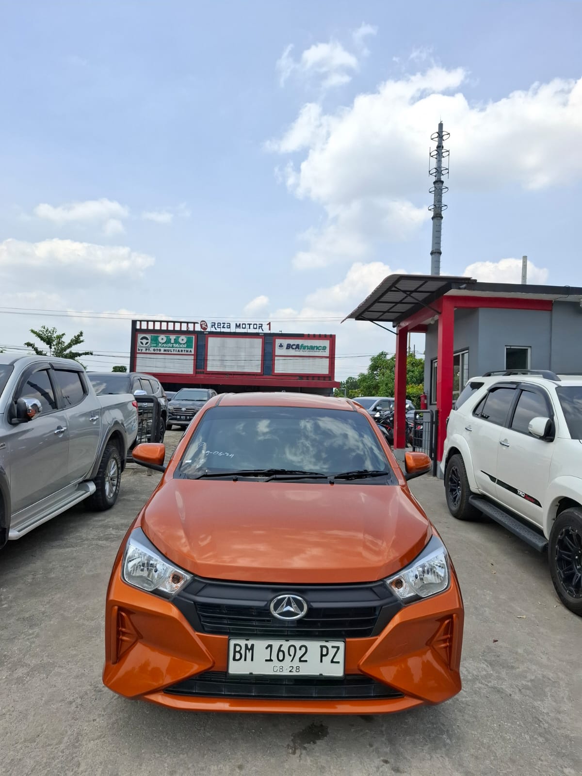2023 Daihatsu Ayla 1.0L X MT Bekas 2023 Daihatsu Ayla 1.0L X MT Bekas