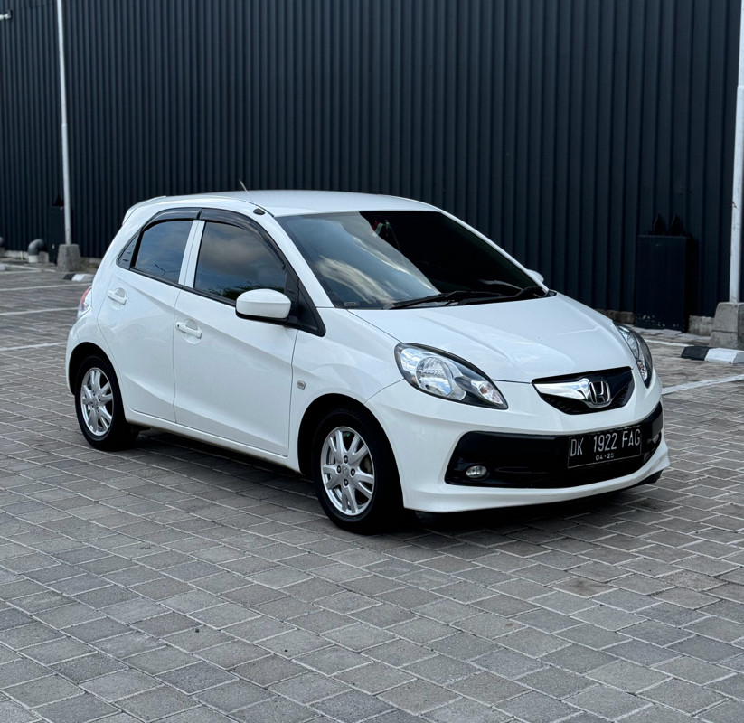 Second Hand 2015 Honda Brio Second Hand 2015 Honda Brio