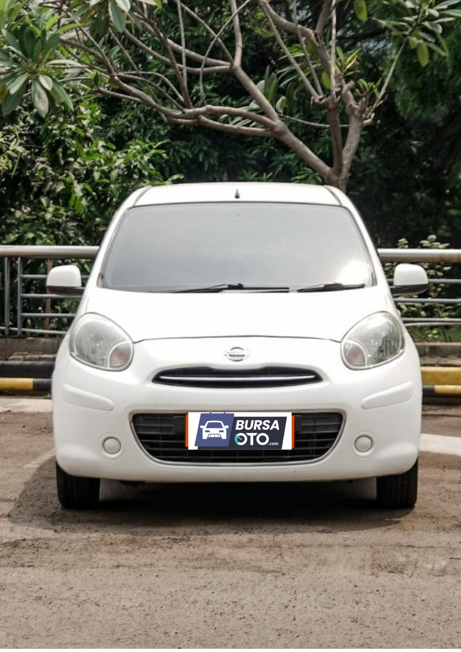 2011 Nissan March Bekas 2011 Nissan March Bekas