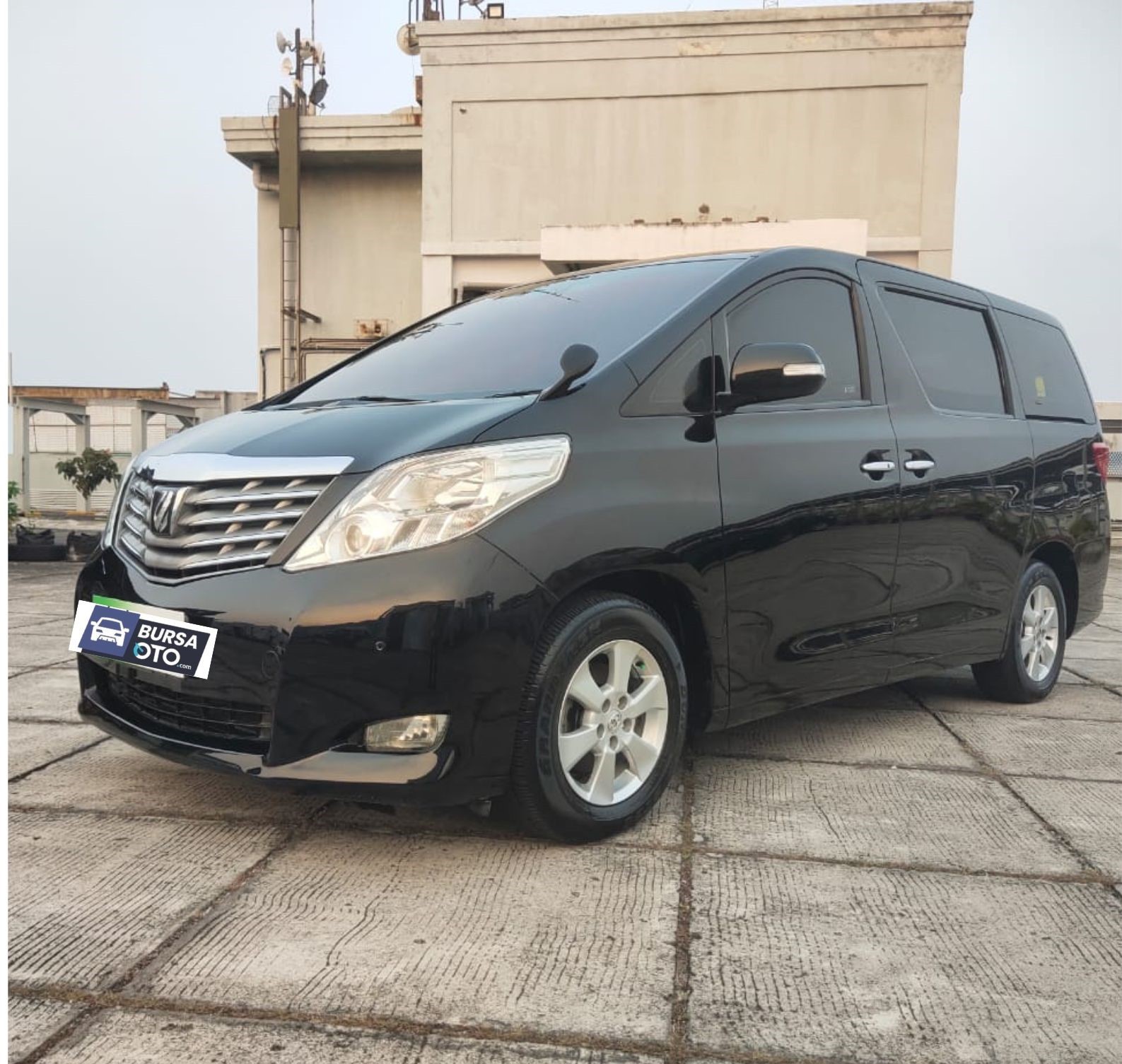 2011 Toyota Alphard 2011 Toyota Alphard