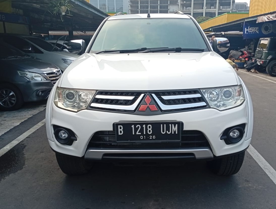 Second Hand 2015 Mitsubishi Pajero Sport Second Hand 2015 Mitsubishi Pajero Sport