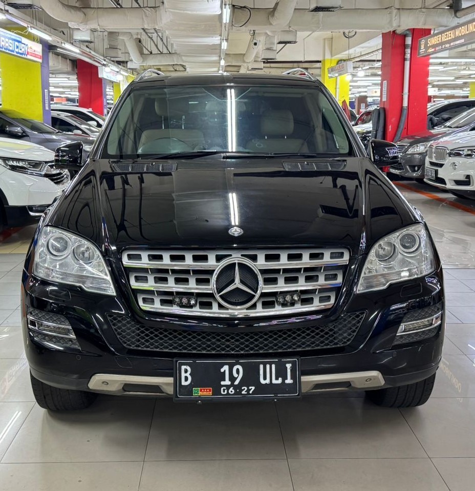 2010 Mercedes Benz ML-Class Bekas 2010 Mercedes Benz ML-Class Bekas