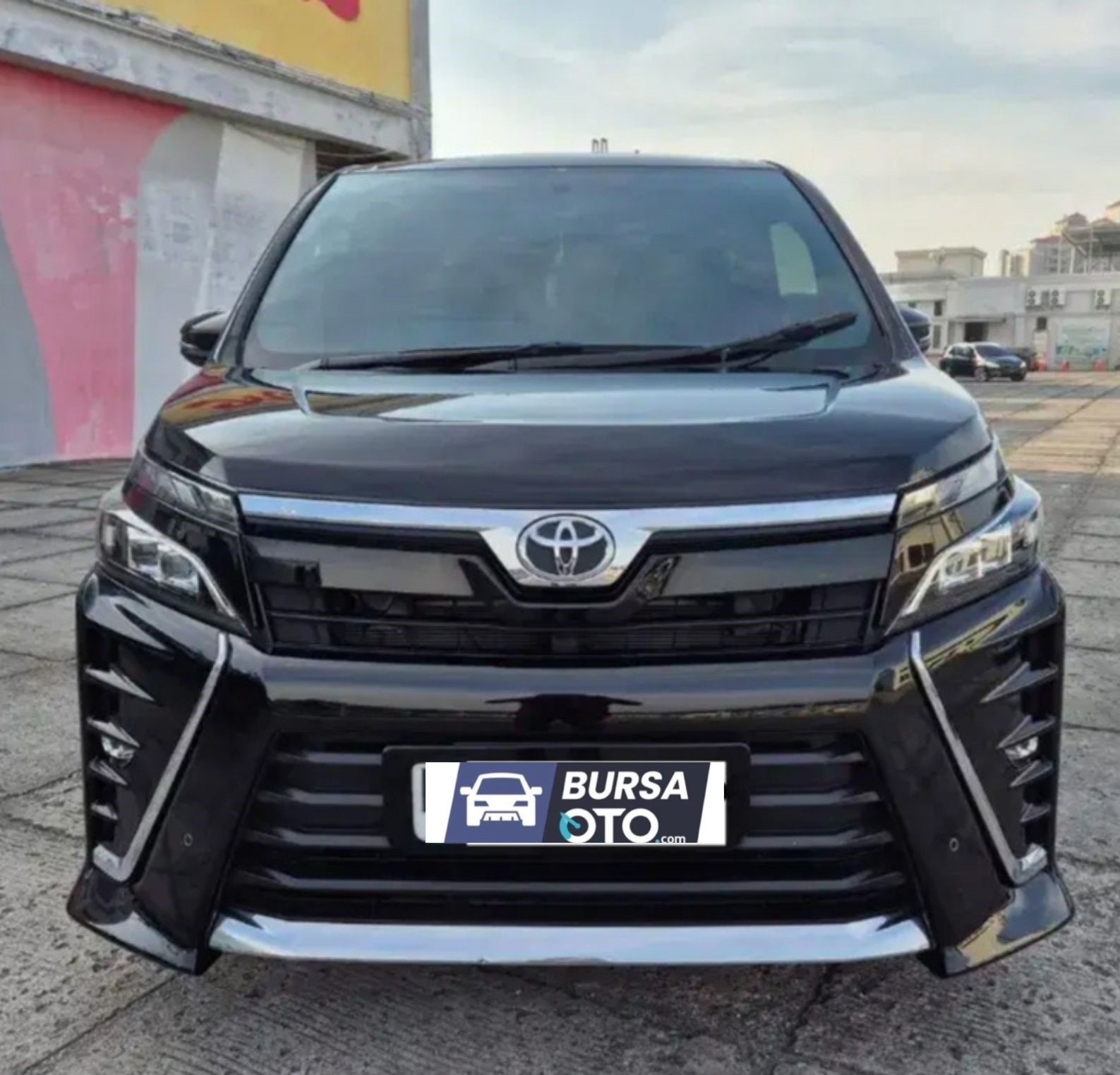 Second Hand 2018 Toyota Voxy Second Hand 2018 Toyota Voxy