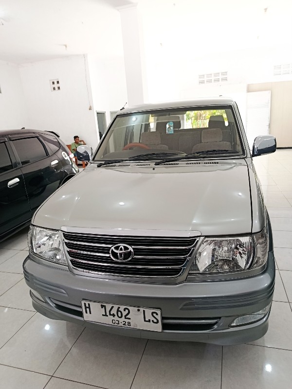 2003 Toyota Kijang