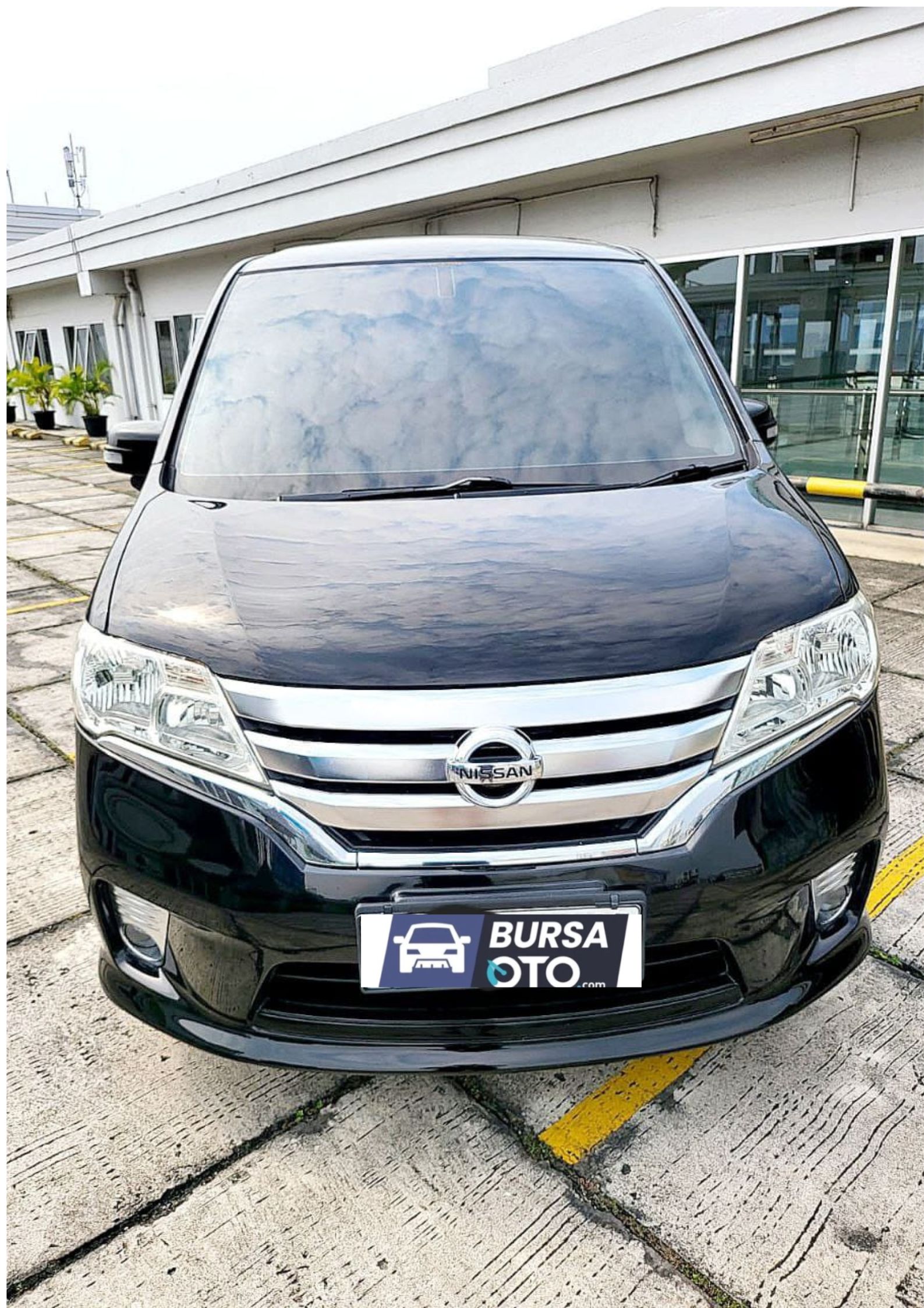 Second Hand 2013 Nissan Serena Second Hand 2013 Nissan Serena