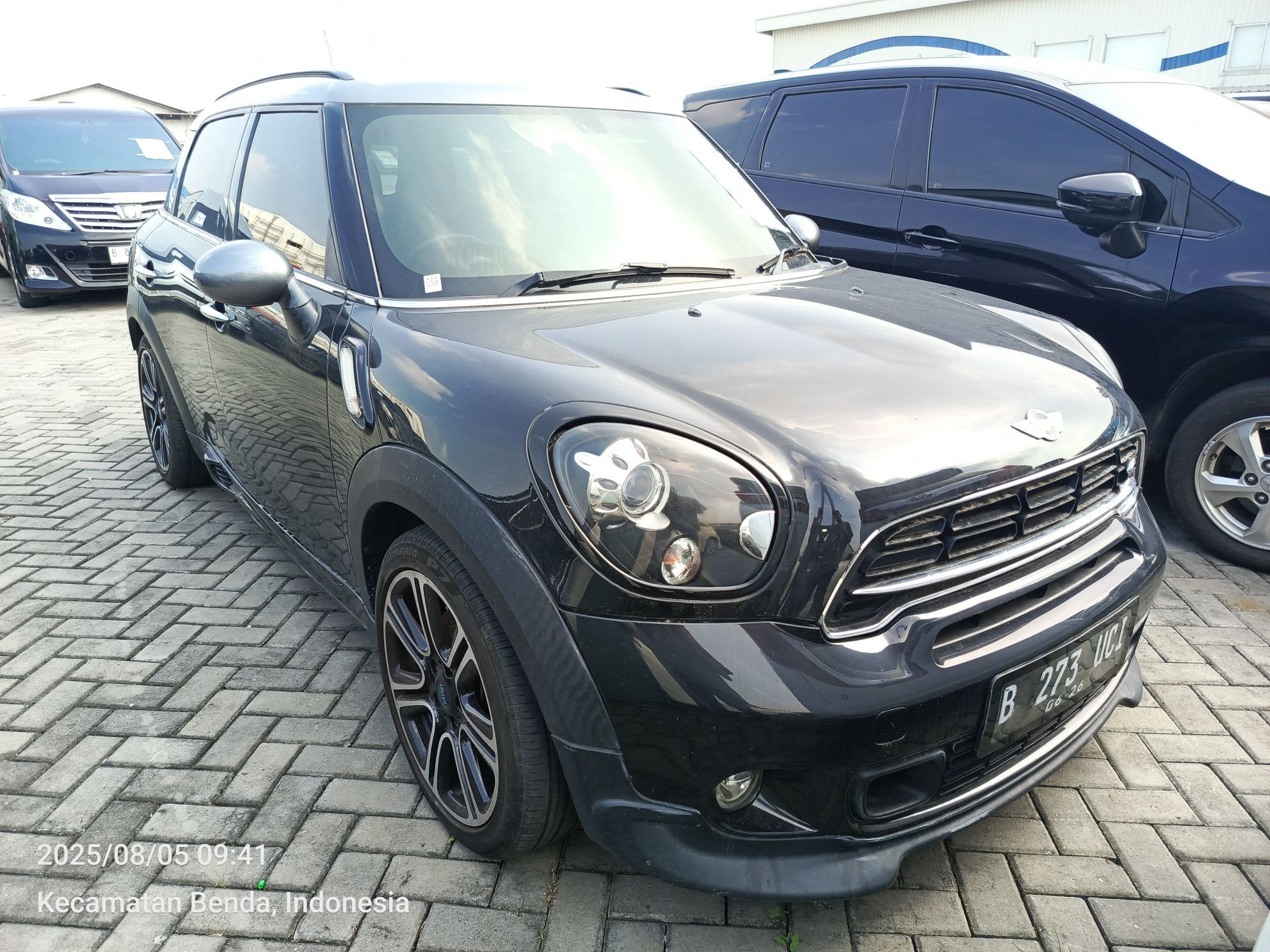 2015 MINI Cooper S Countryman 2.0L AT Bekas 2015 MINI Cooper S Countryman 2.0L AT Bekas