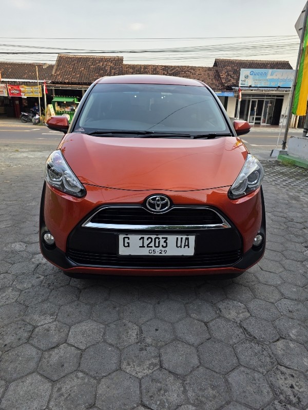 2017 Toyota Sienta 1.5L V AT