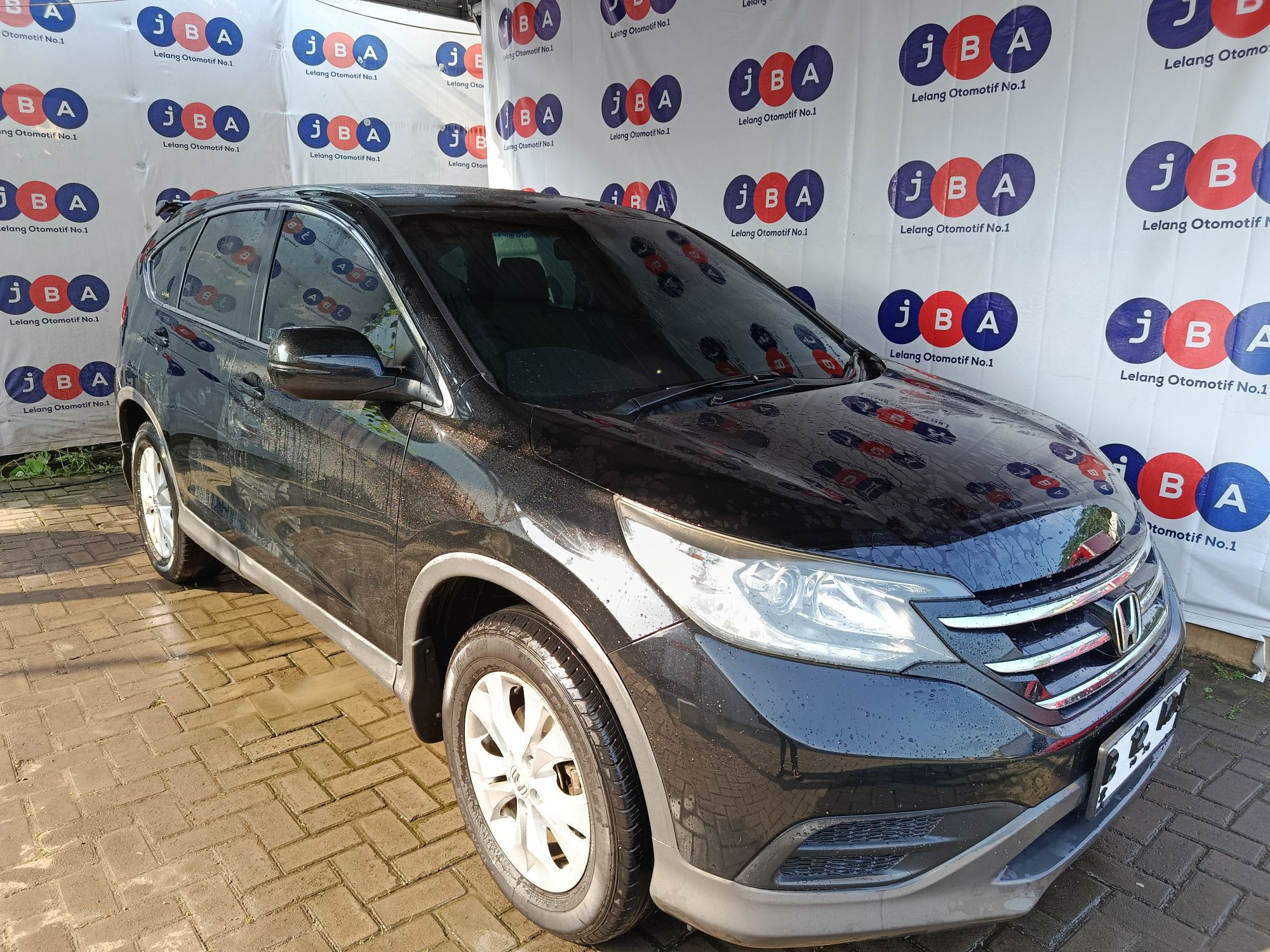 2013 Honda CR-V  RM1 2 WD 2.0 AT CKD Bekas 2013 Honda CR-V  RM1 2 WD 2.0 AT CKD Bekas