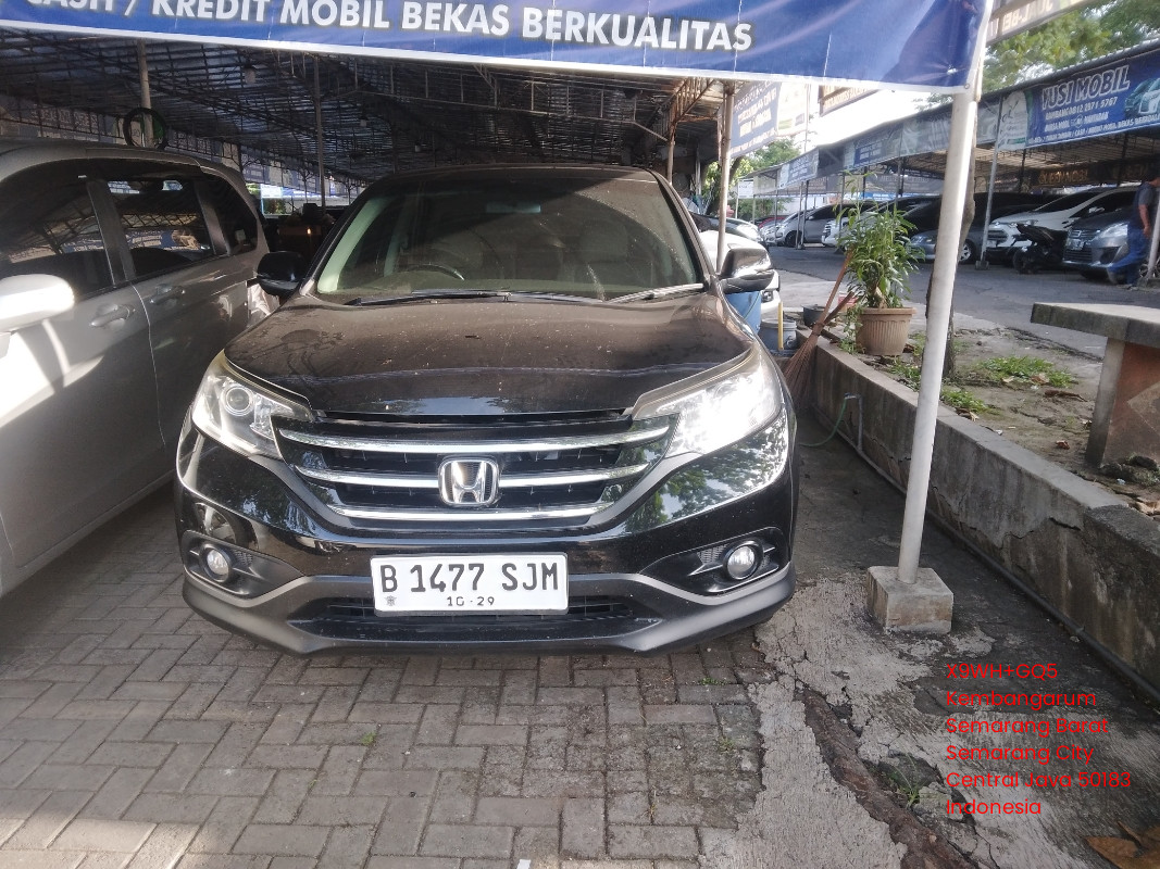 2014 Honda CR-V  2.4L AT Bekas 2014 Honda CR-V  2.4L AT Bekas