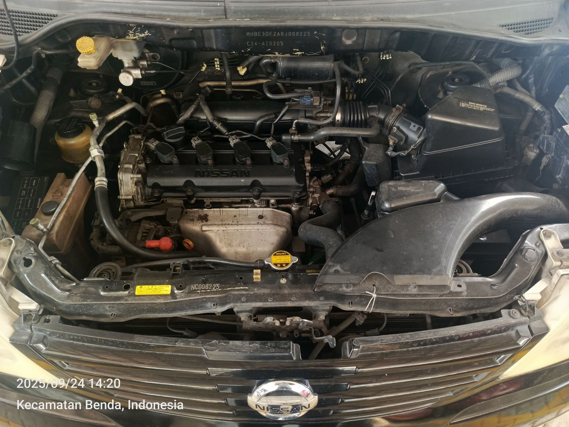 2009 Nissan Serena  2.0 AT CT 2009 Nissan Serena  2.0 AT CT