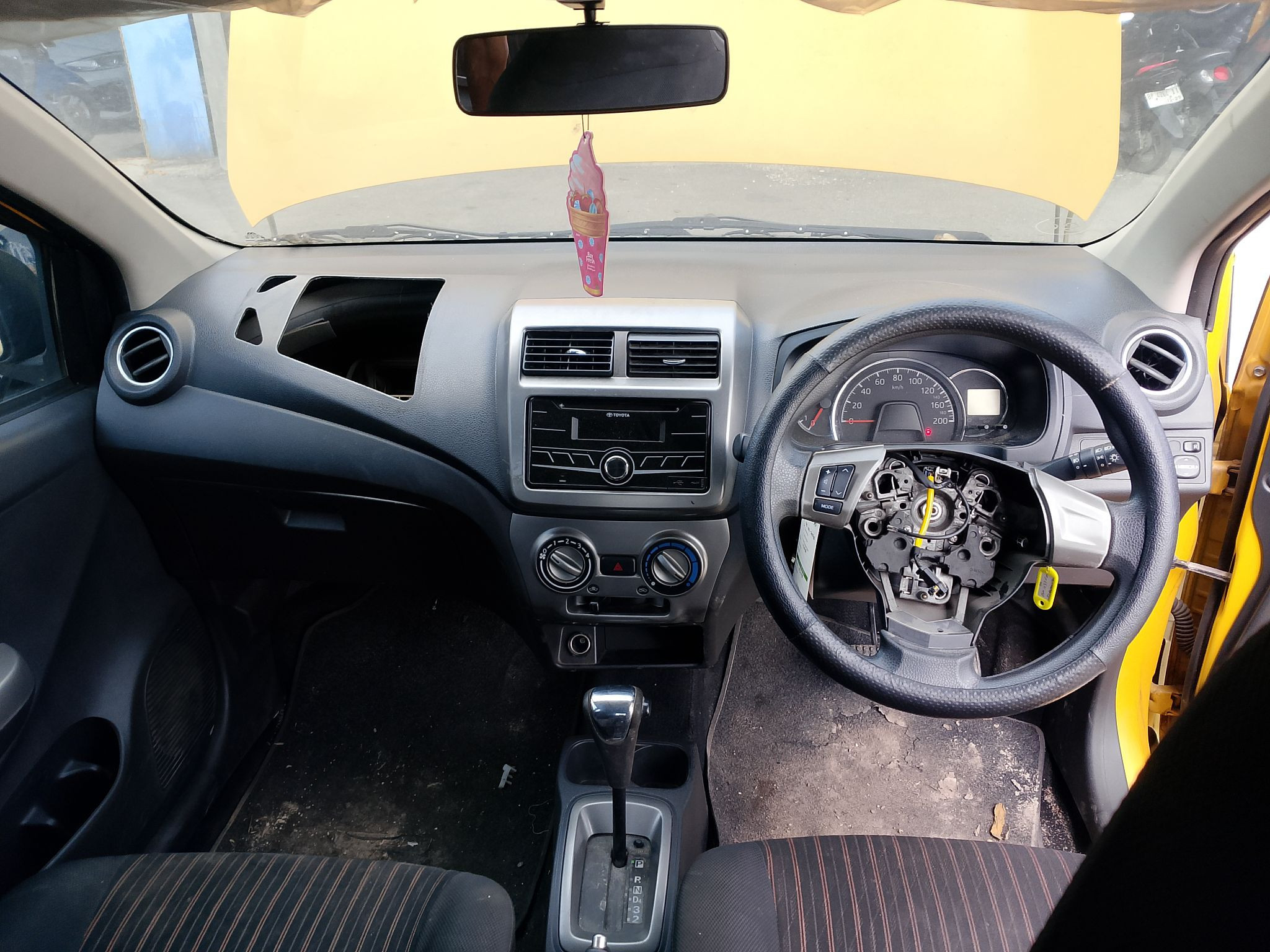 2020 Toyota Agya 1.2L G A/T 2020 Toyota Agya 1.2L G A/T