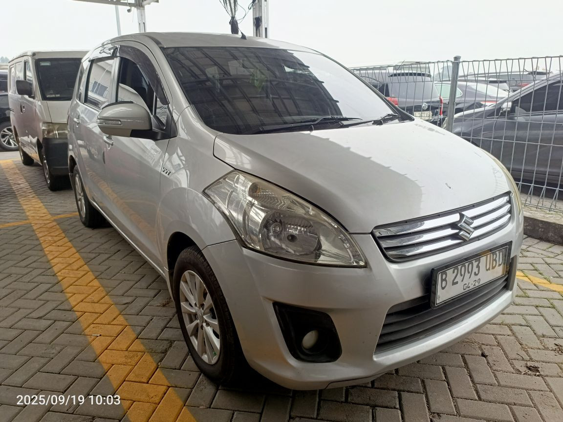 2014 Suzuki Ertiga  GL AT Bekas 2014 Suzuki Ertiga  GL AT Bekas