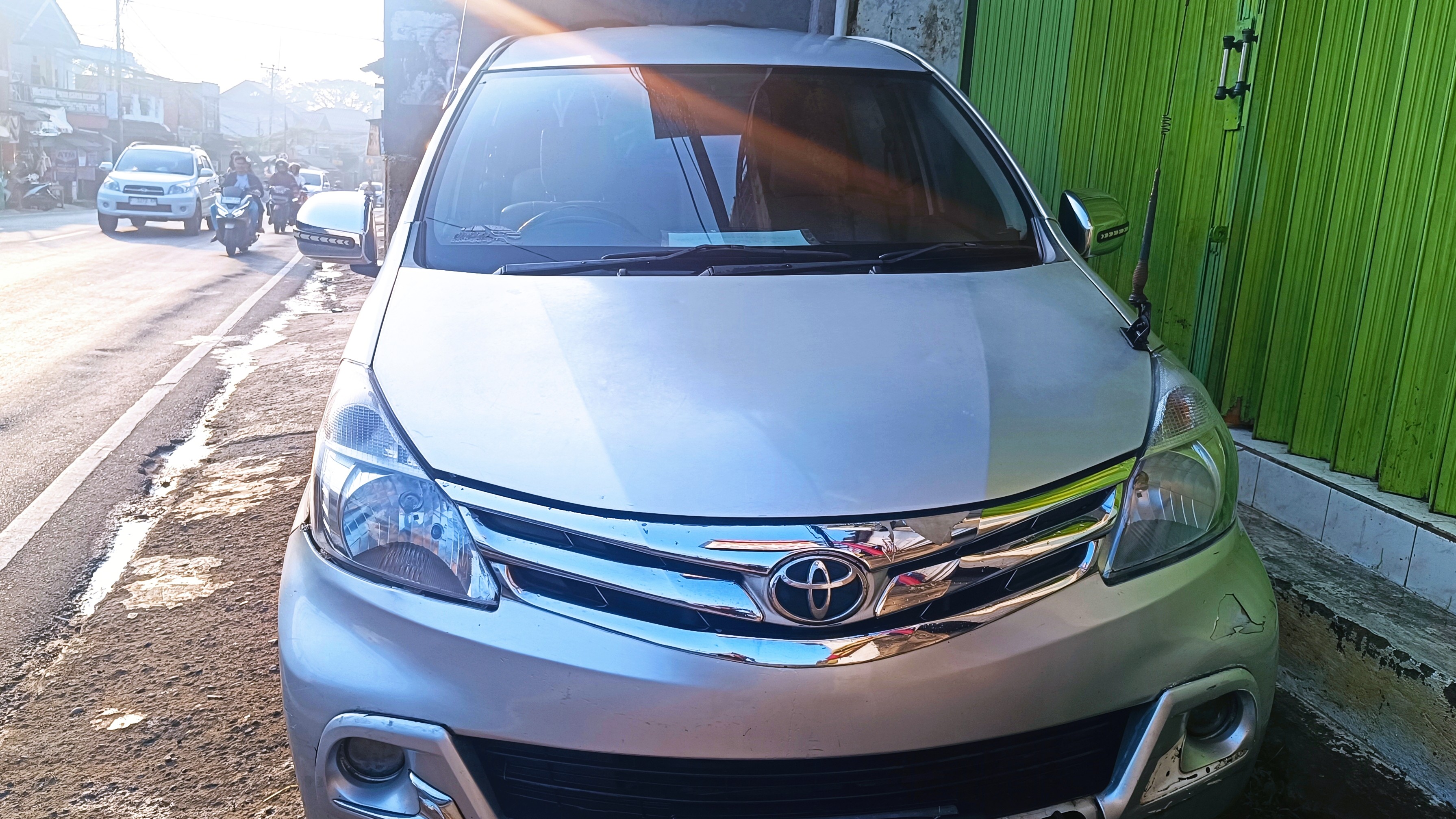 Second Hand 2015 Toyota Avanza 1.3L G MT Basic Second Hand 2015 Toyota Avanza 1.3L G MT Basic
