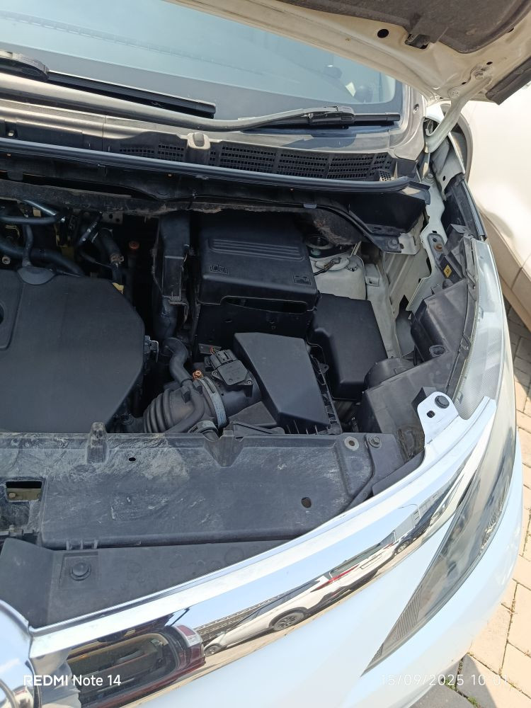 2012 Mazda Biante 2.0L AT 2012 Mazda Biante 2.0L AT