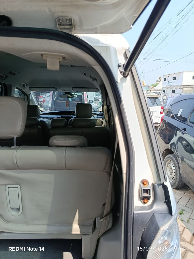 2012 Mazda Biante 2.0L AT 2012 Mazda Biante 2.0L AT