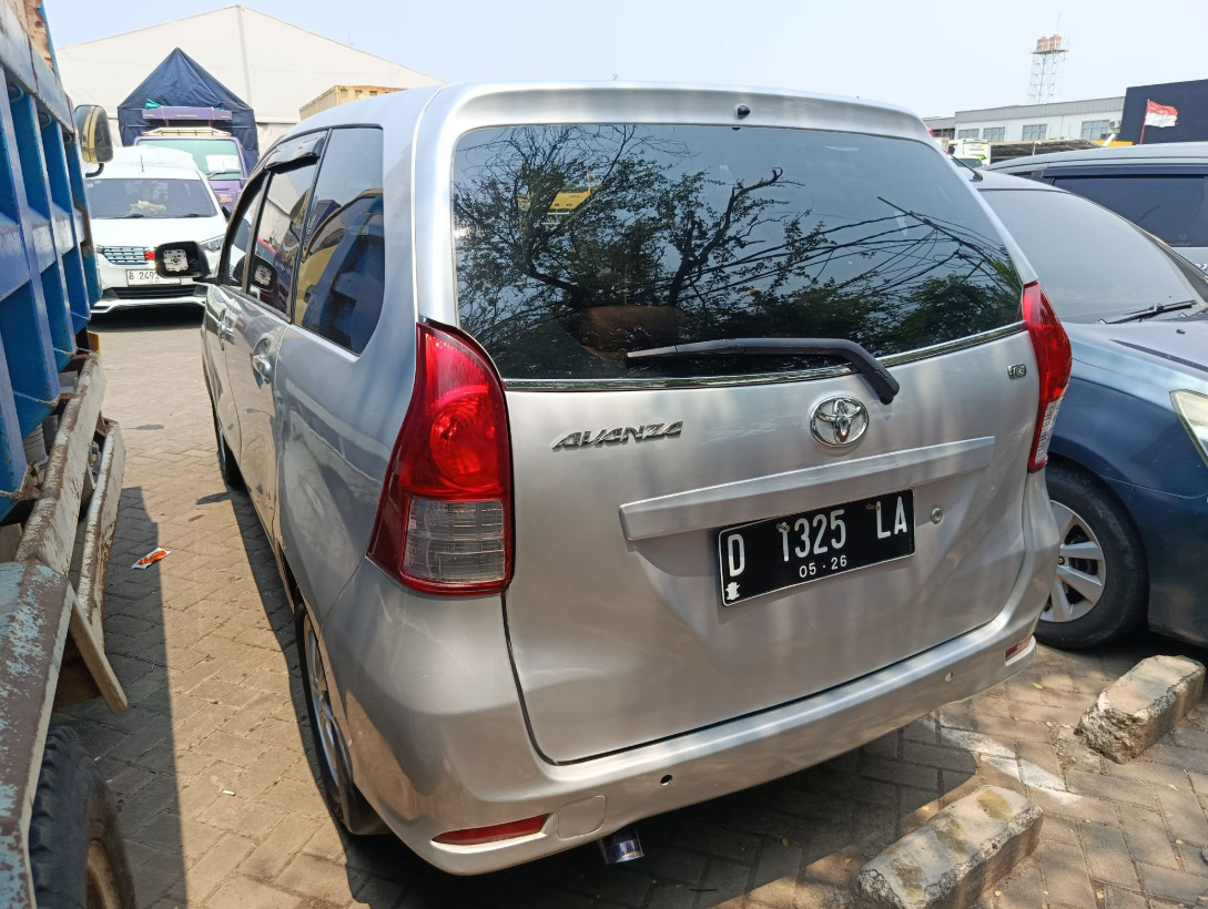 2015 Toyota Avanza  1.3 E MT 2015 Toyota Avanza  1.3 E MT
