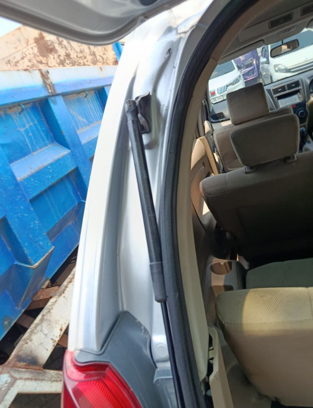 2015 Toyota Avanza  1.3 E MT 2015 Toyota Avanza  1.3 E MT