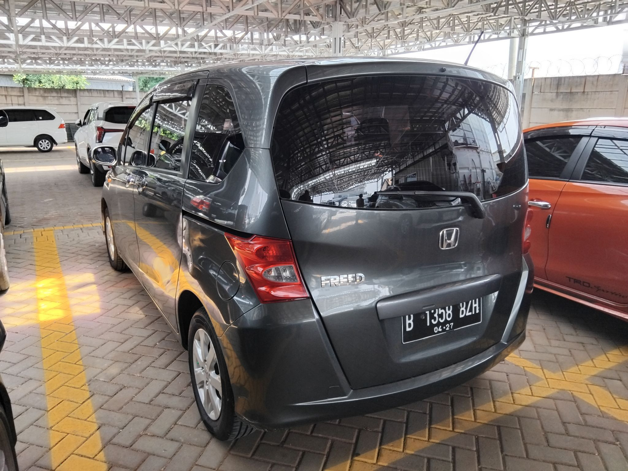 2012 Honda Freed  S AT 2012 Honda Freed  S AT