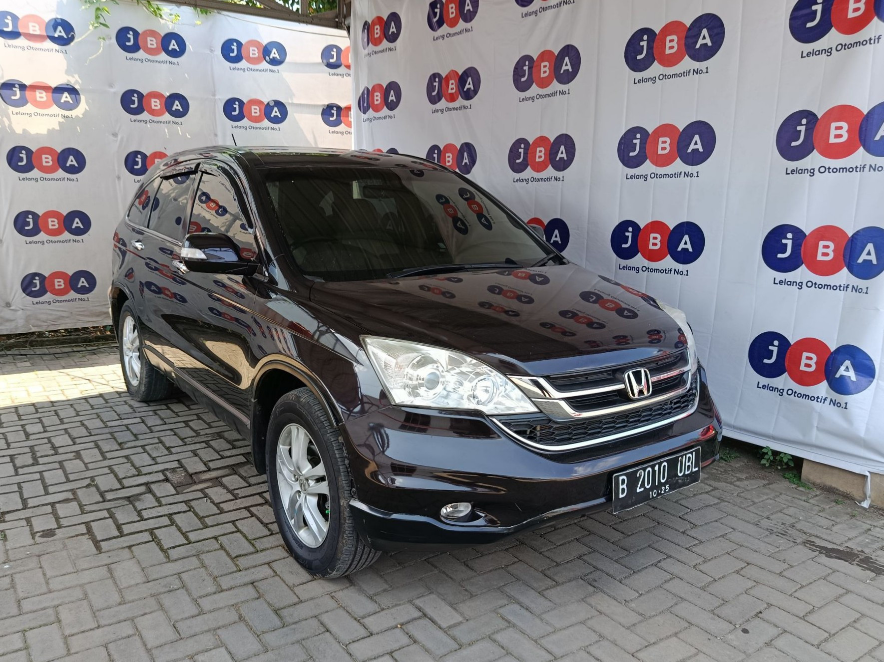 2010 Honda CR-V  RE1 2WD 2.0L AT CKD Bekas 2010 Honda CR-V  RE1 2WD 2.0L AT CKD Bekas