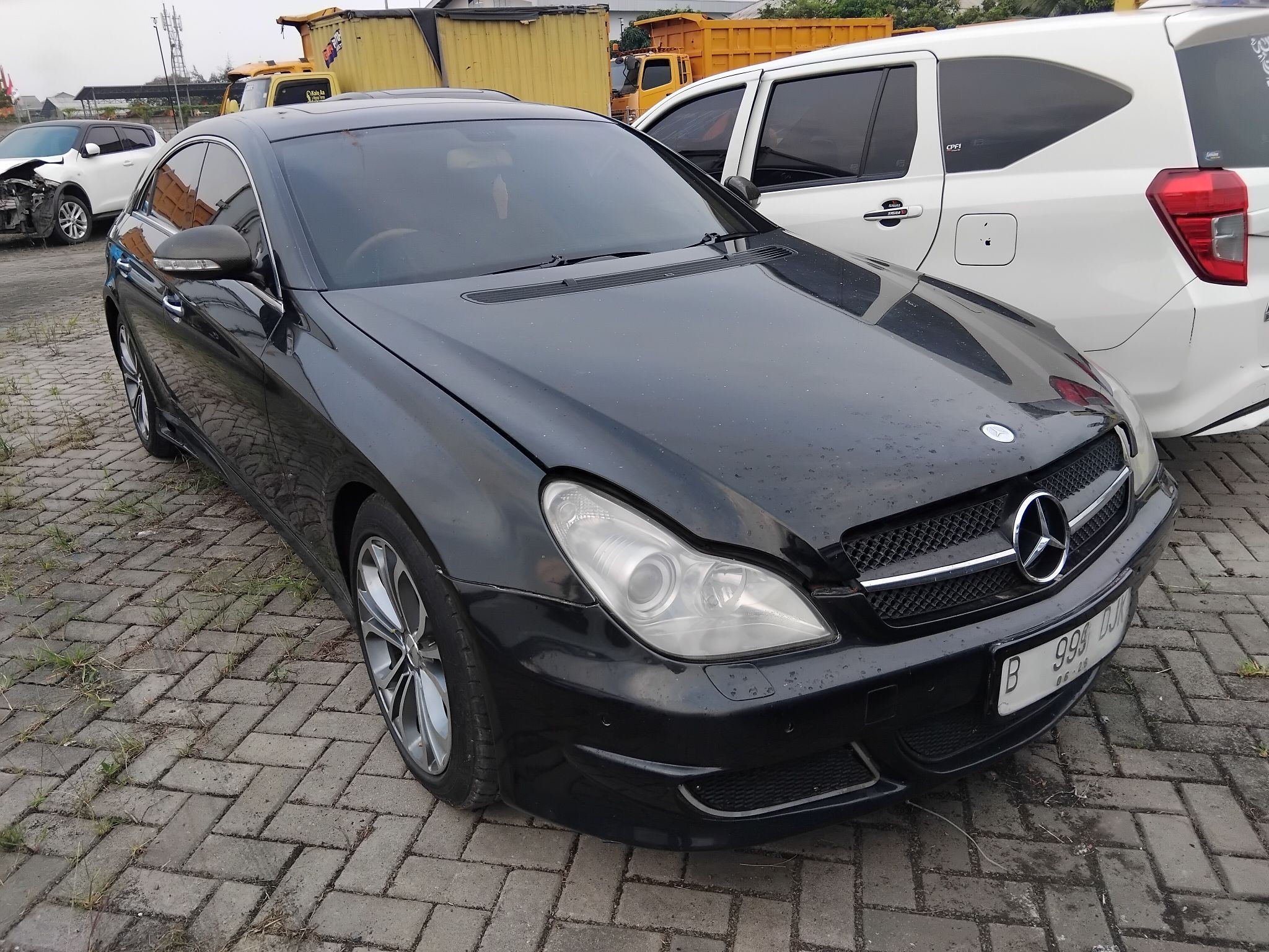 2006 Mercedes Benz CLS-Class 350 Bekas 2006 Mercedes Benz CLS-Class 350 Bekas