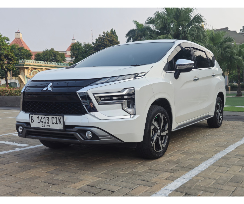 2023 Mitsubishi Xpander Ultimate CVT 2023 Mitsubishi Xpander Ultimate CVT