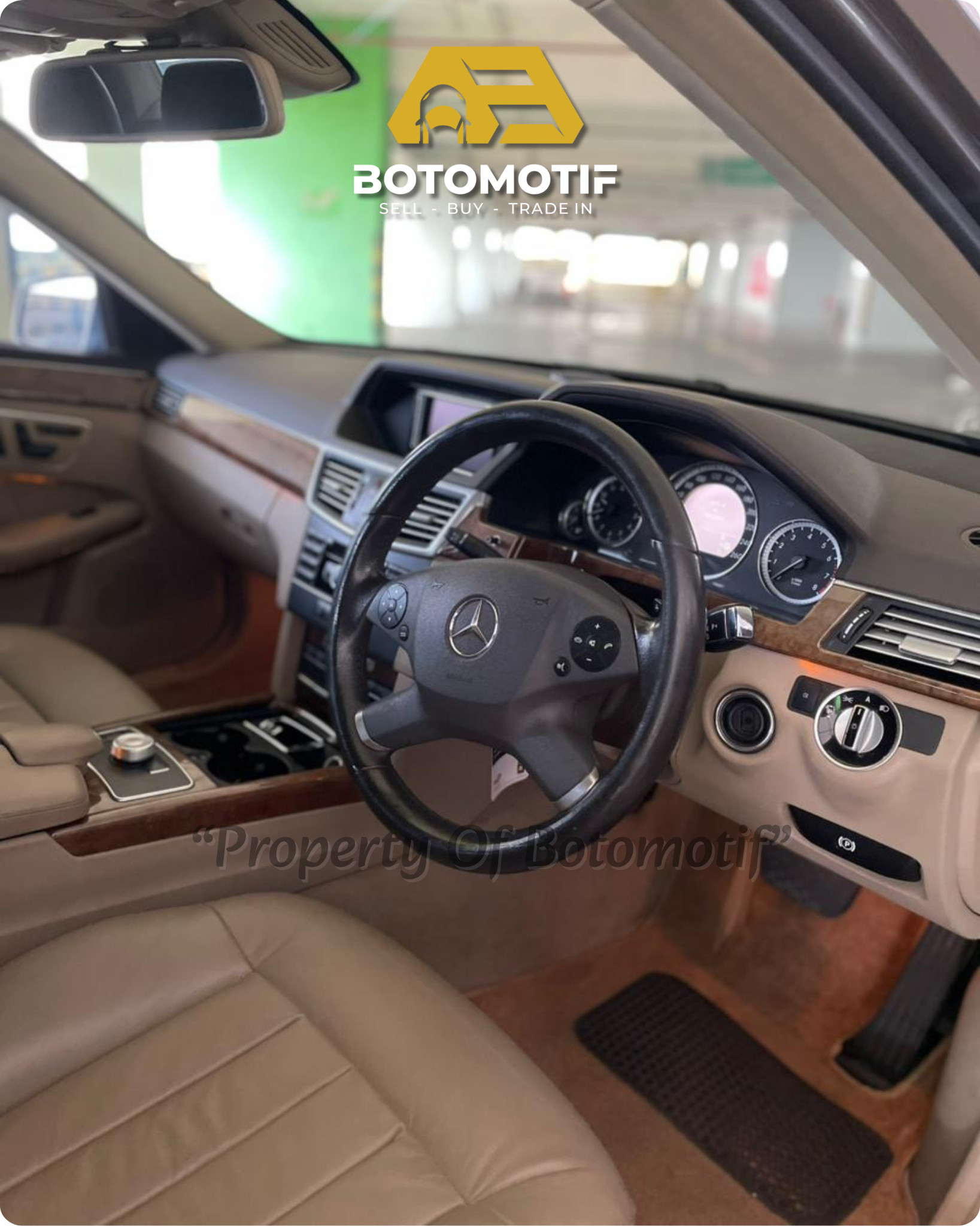 2011 Mercedes Benz E-Class  E 300 Elegance 2011 Mercedes Benz E-Class  E 300 Elegance