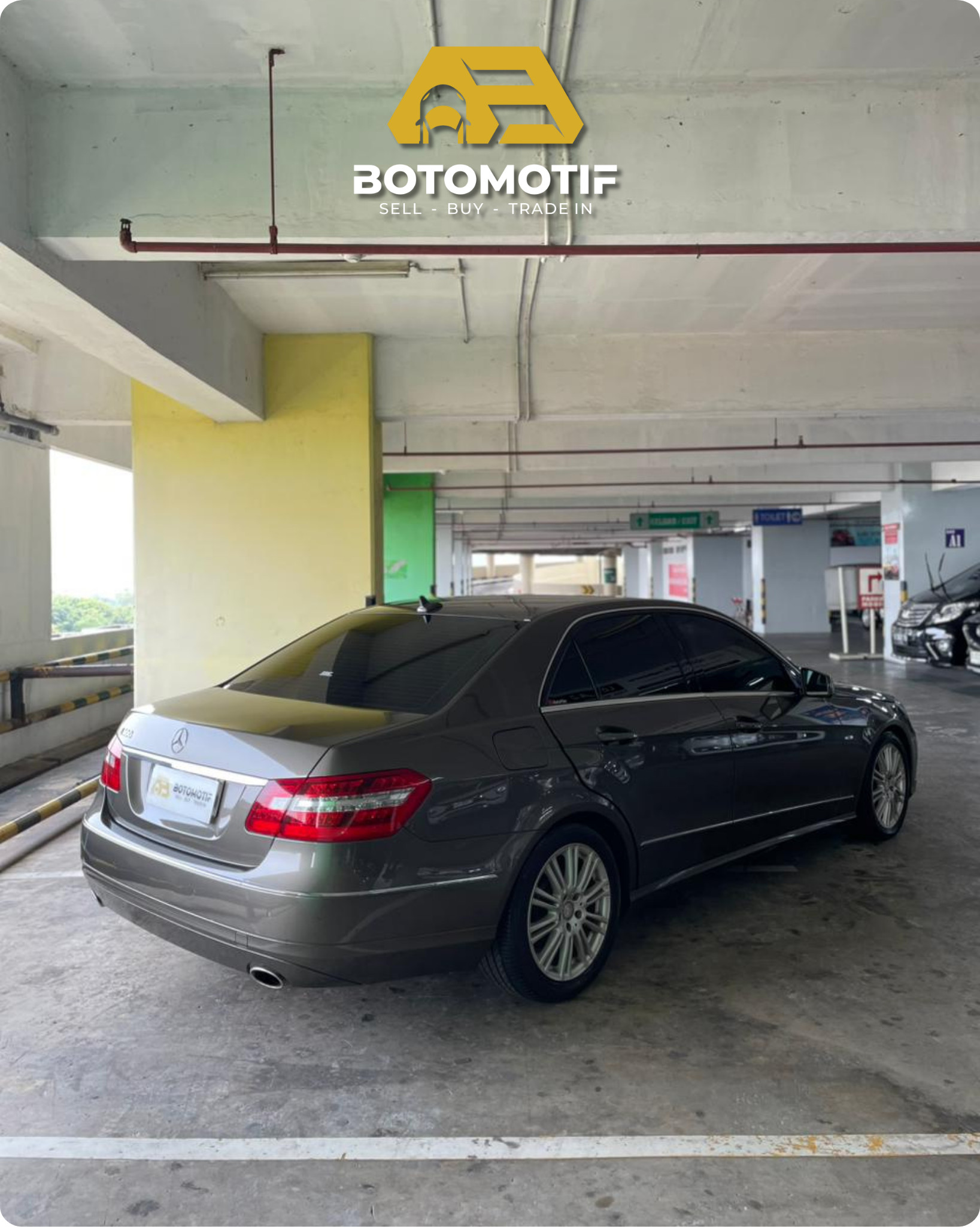 2011 Mercedes Benz E-Class  E 300 Elegance 2011 Mercedes Benz E-Class  E 300 Elegance