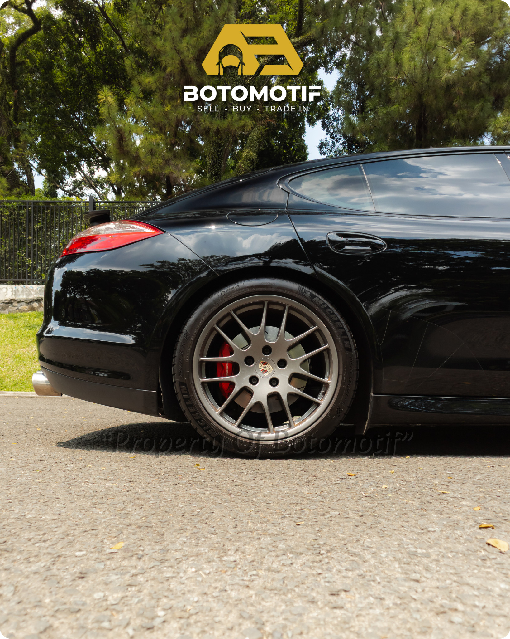 2013 Porsche Panamera GTS 2013 Porsche Panamera GTS