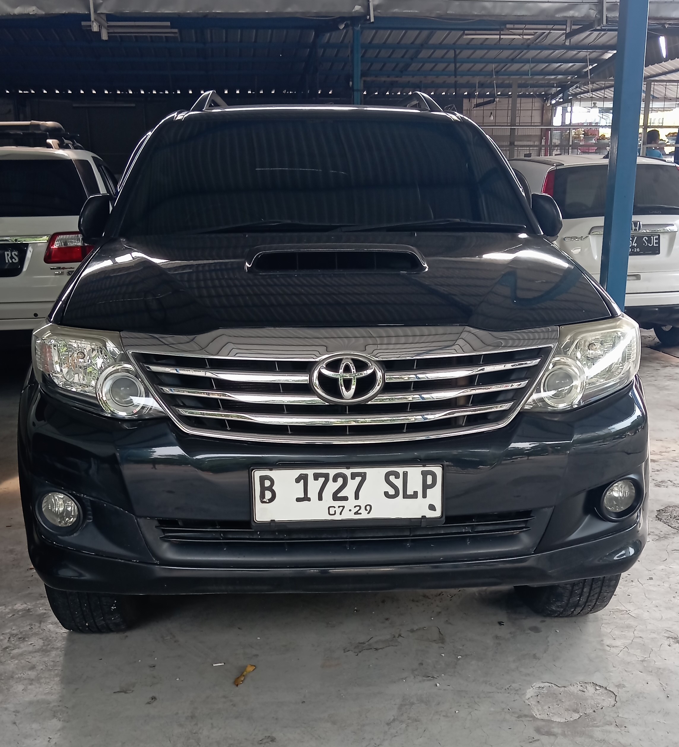 Second Hand 2013 Toyota Fortuner  Second Hand 2013 Toyota Fortuner