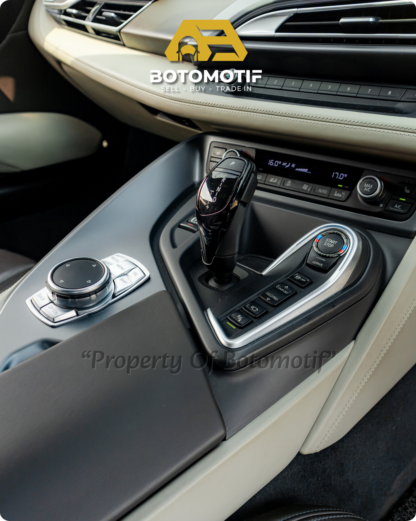 2015 BMW i8 Coupe 2015 BMW i8 Coupe