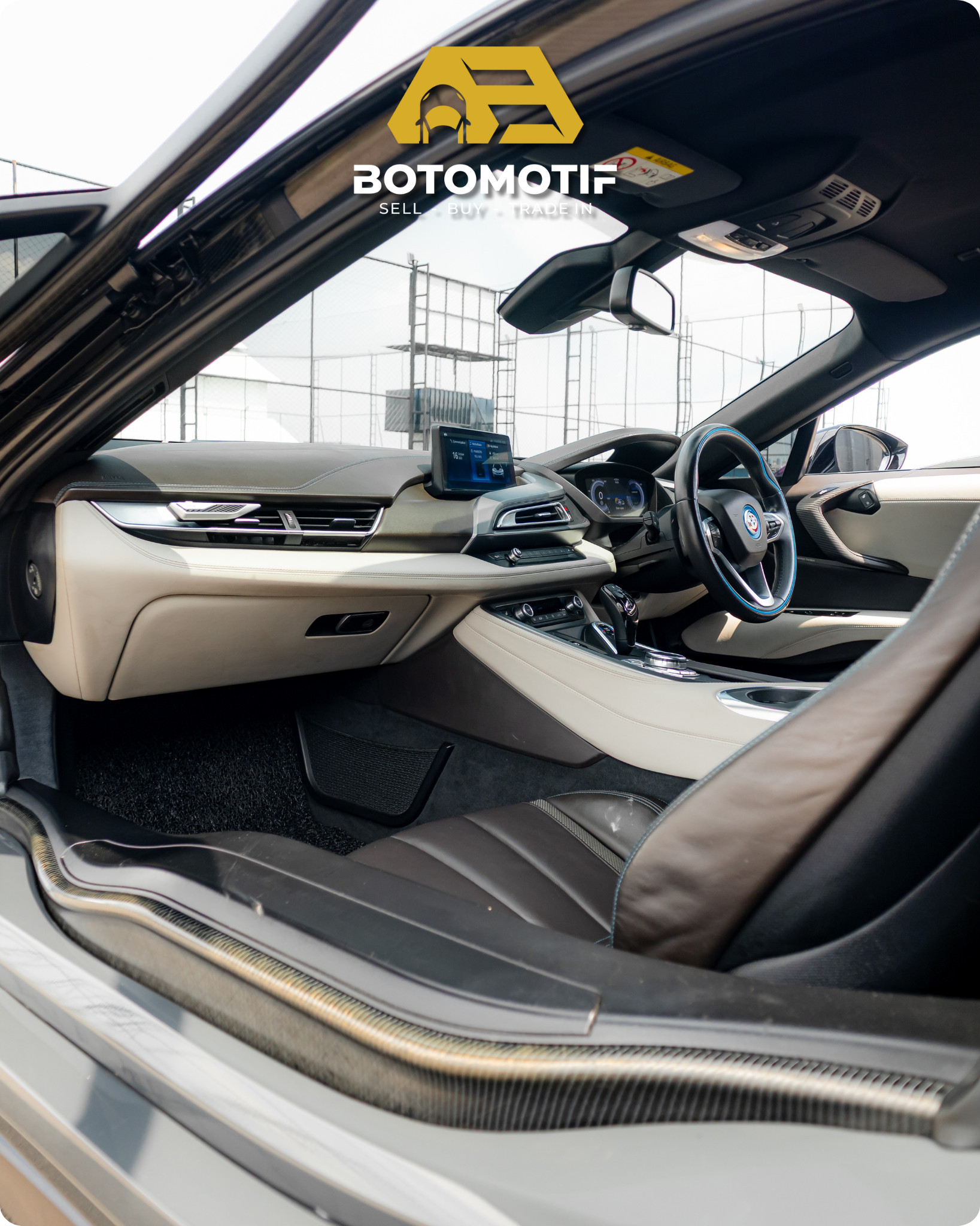 2015 BMW i8 Coupe 2015 BMW i8 Coupe
