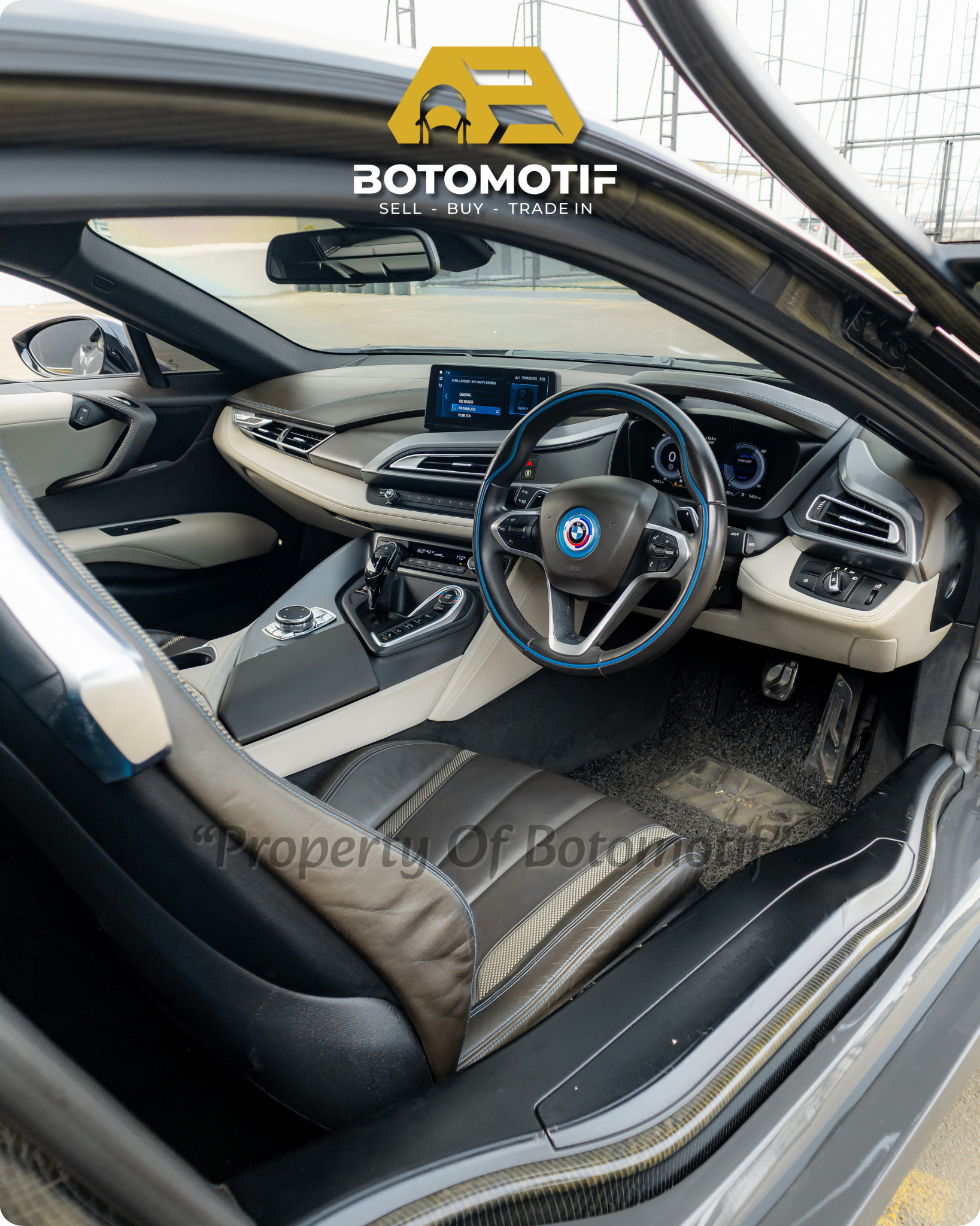 2015 BMW i8 Coupe 2015 BMW i8 Coupe