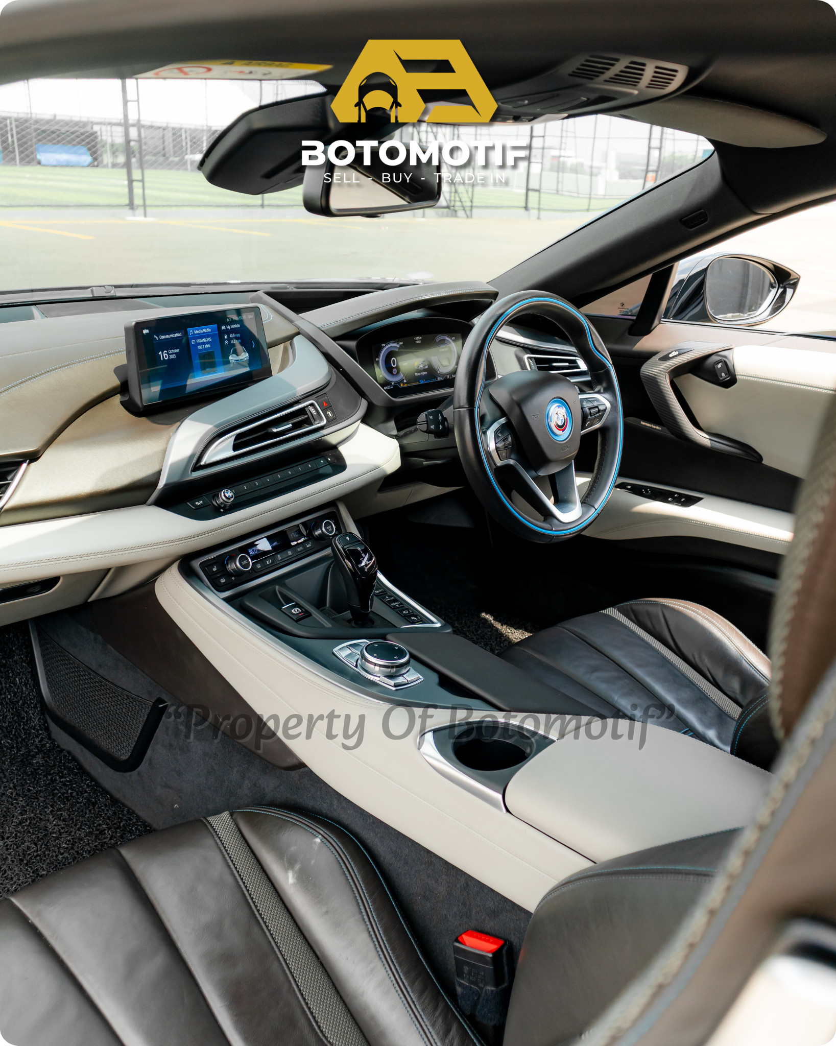 2015 BMW i8 Coupe 2015 BMW i8 Coupe