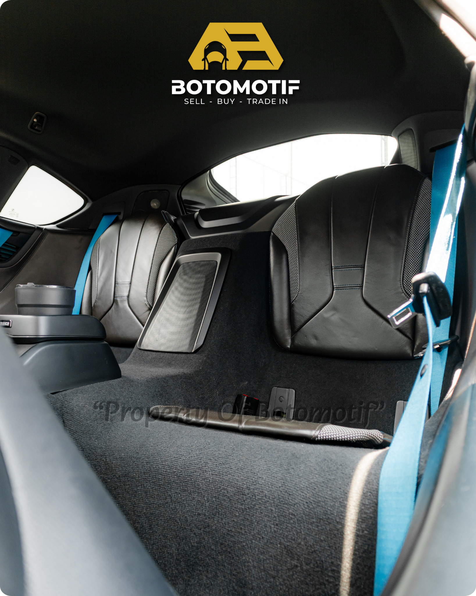 2015 BMW i8 Coupe 2015 BMW i8 Coupe