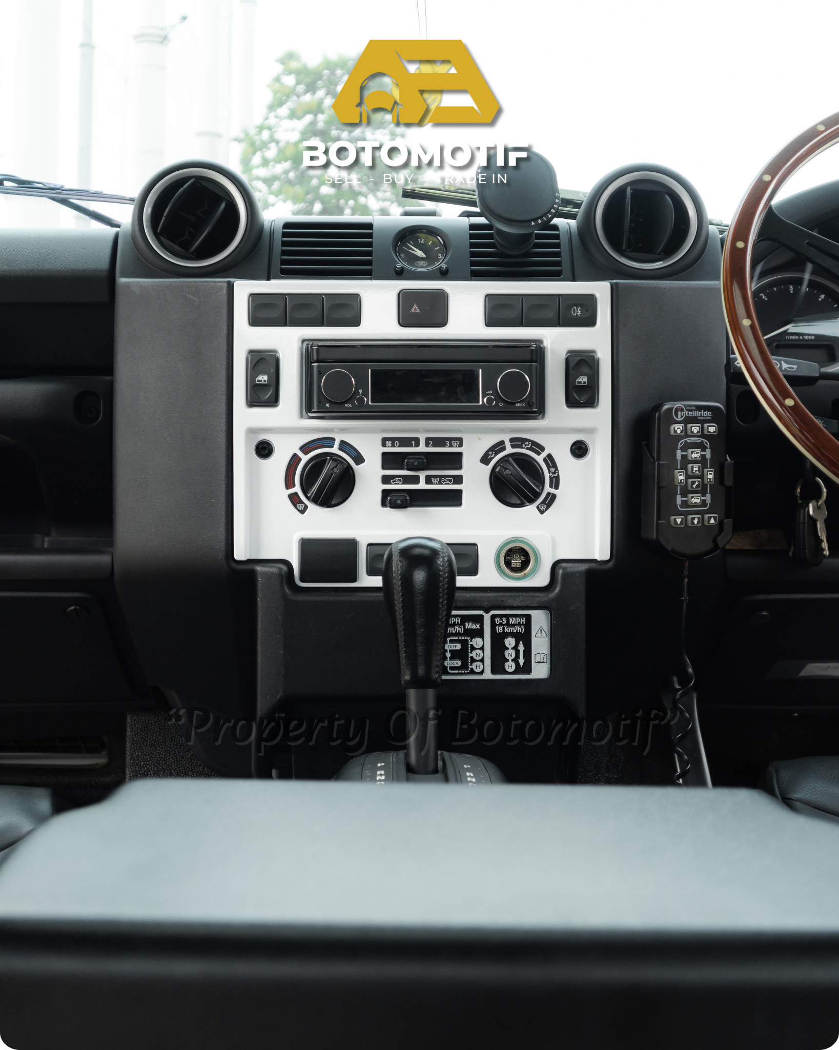 2012 Land Rover Defender 90 2012 Land Rover Defender 90