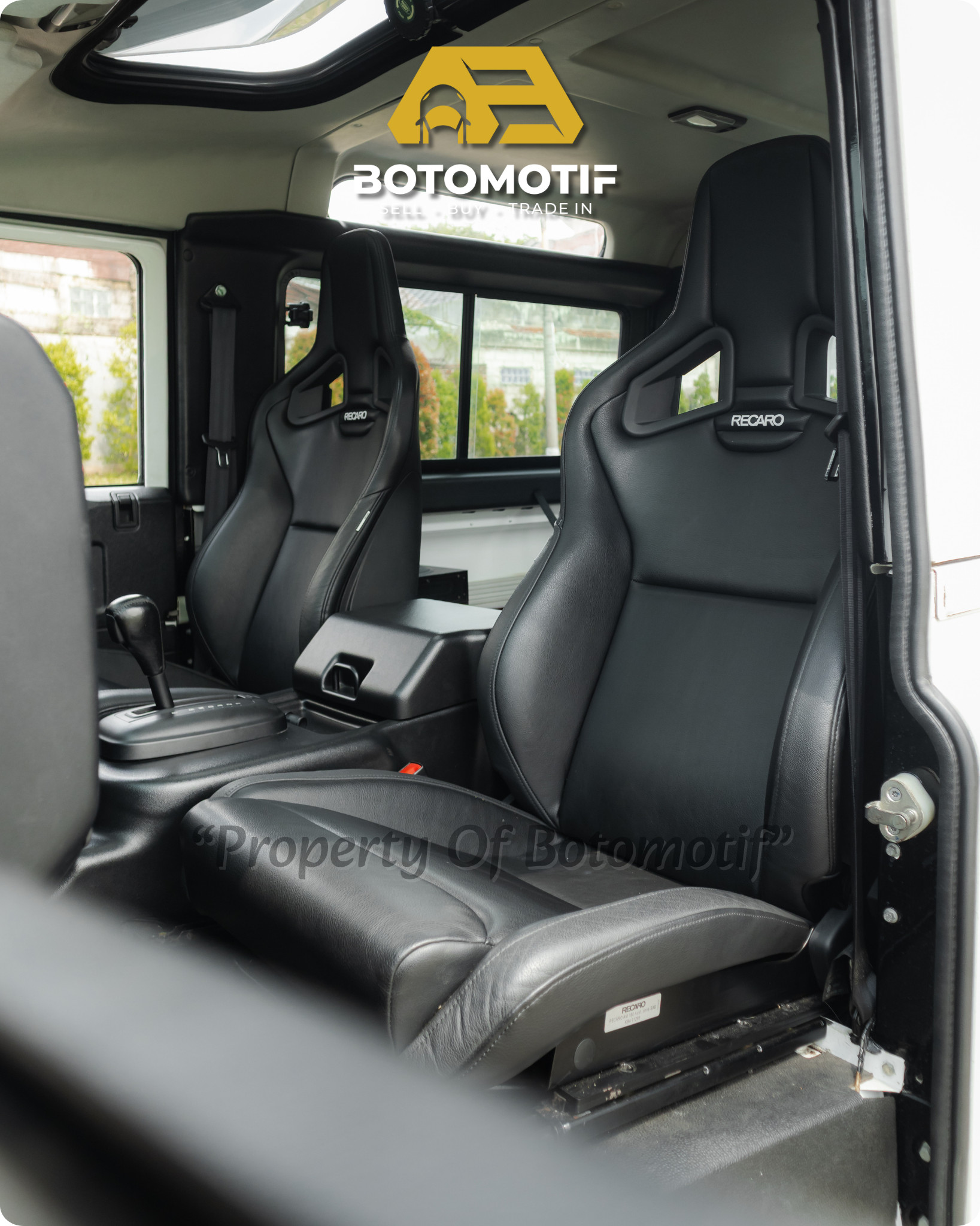 2012 Land Rover Defender 90 2012 Land Rover Defender 90