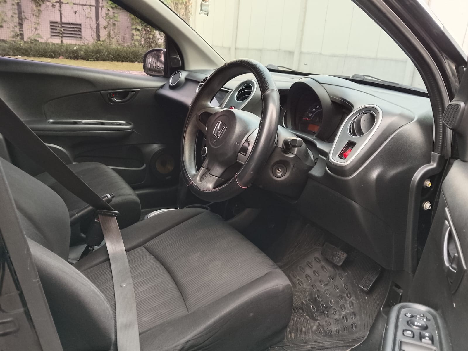 2014 Honda Mobilio  E CVT PRESTIGE 2014 Honda Mobilio  E CVT PRESTIGE