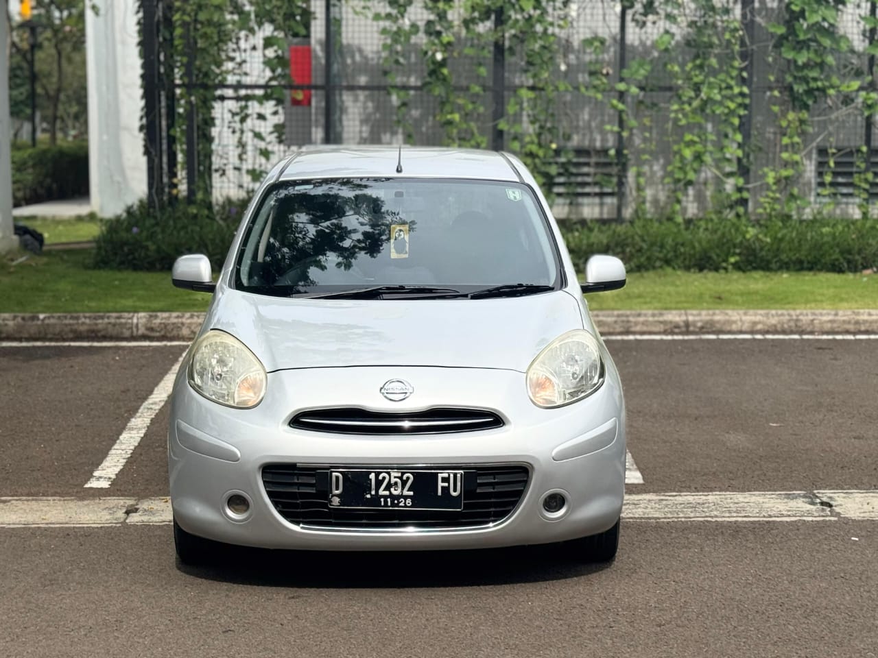 2011 Nissan March Bekas 2011 Nissan March Bekas