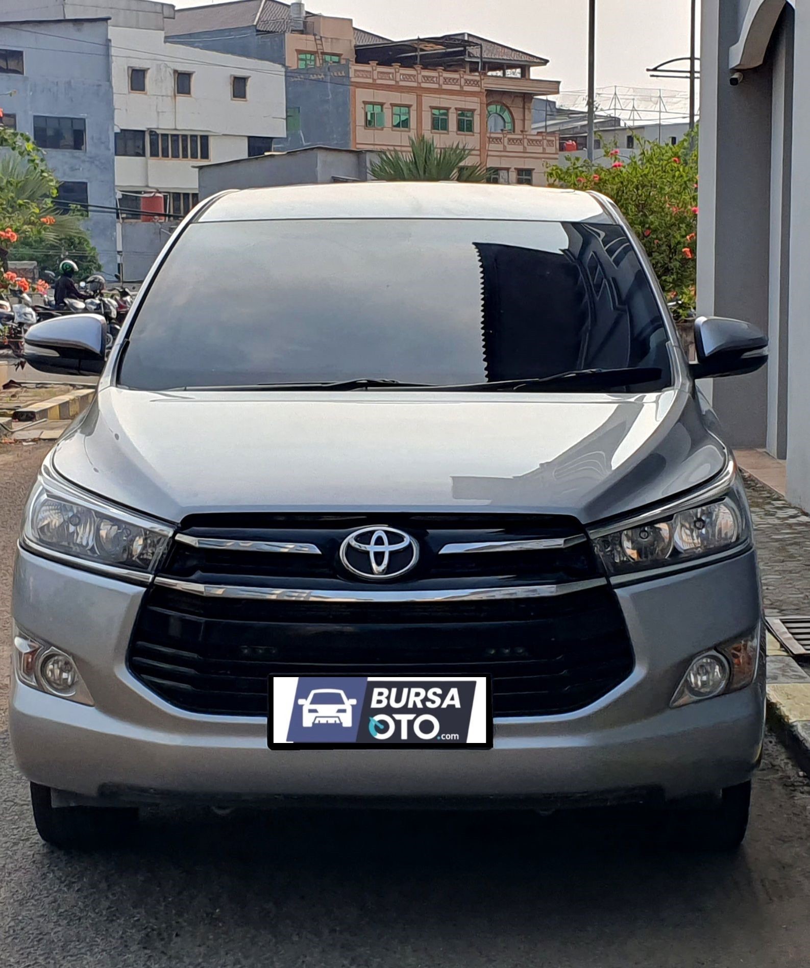 2016 Toyota Kijang Innova Bekas 2016 Toyota Kijang Innova Bekas