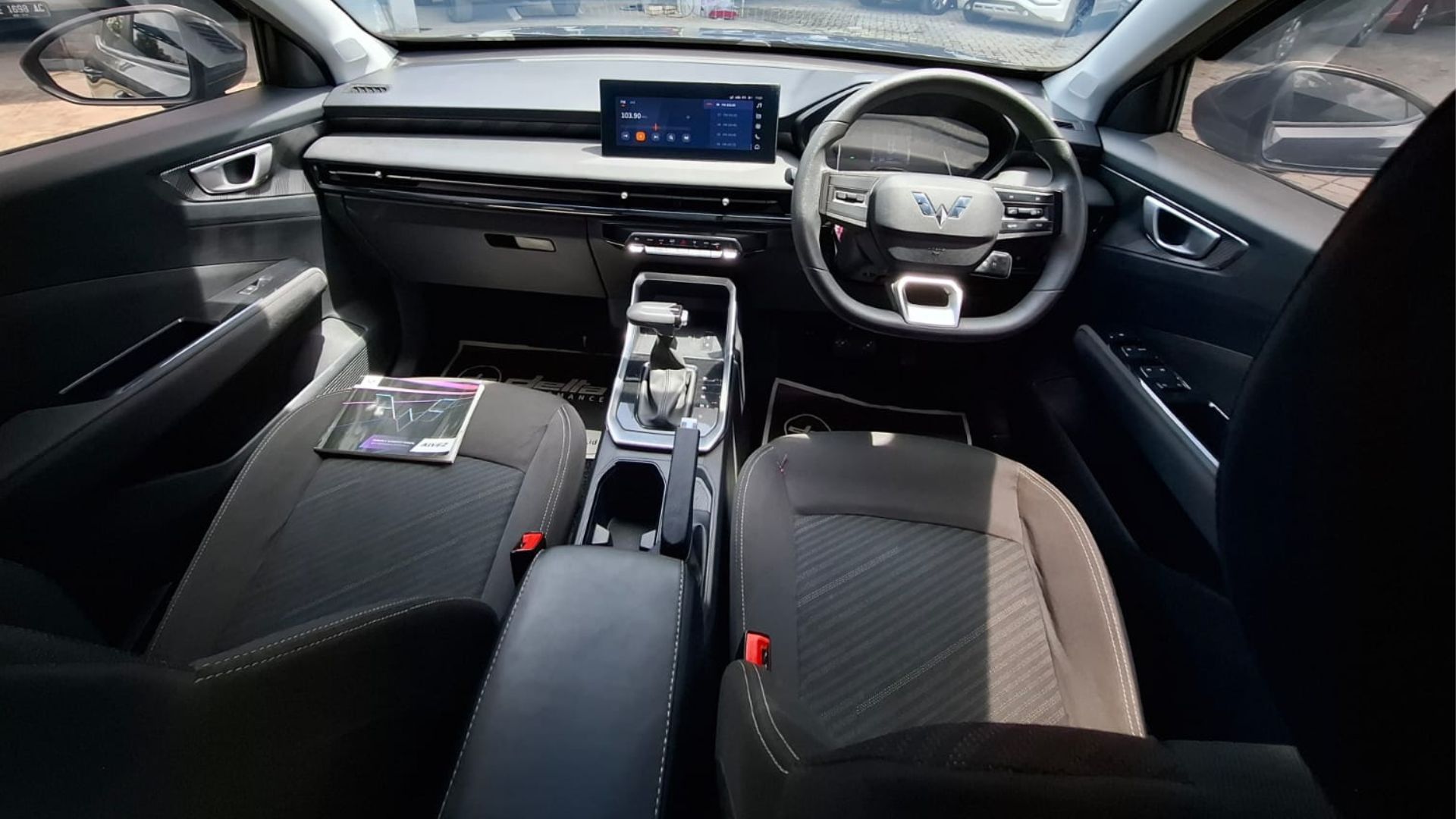 2023 Wuling Alvez CE 2023 Wuling Alvez CE