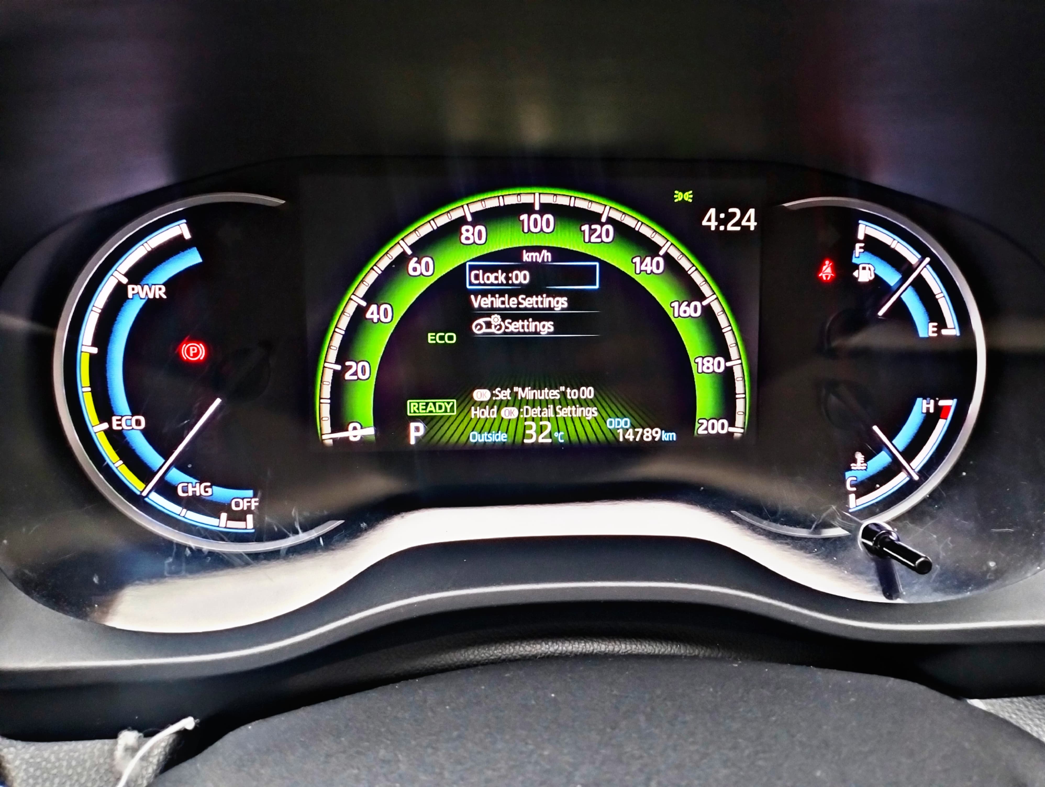 2024 Toyota Kijang Innova Zenix Hybrid EV 2024 Toyota Kijang Innova Zenix Hybrid EV